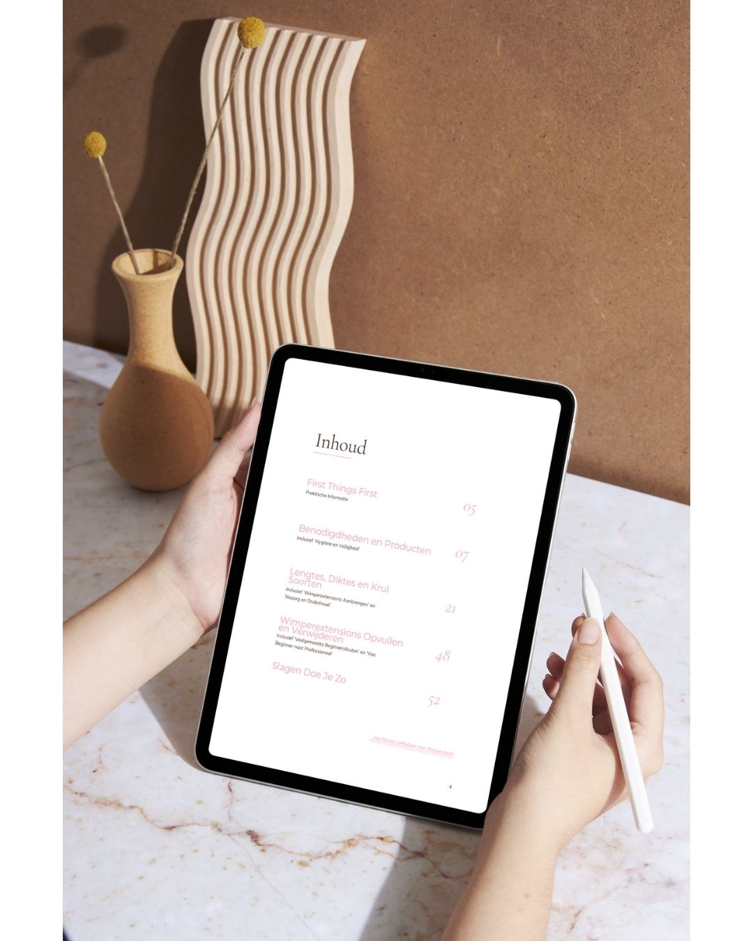 E-book “Van Wimperliefhebber Naar Wimperstylist”